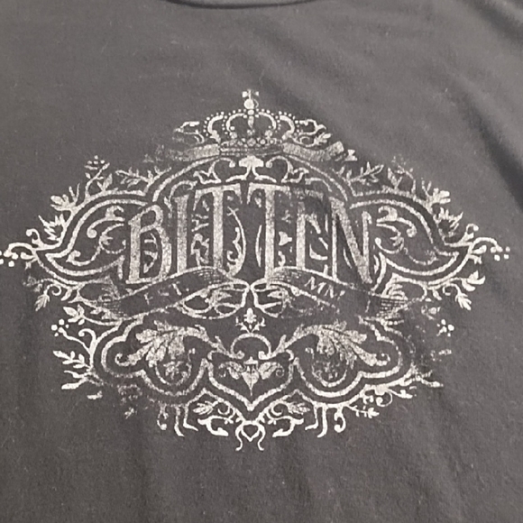 Bitten by Sarah Jessica Parker Black Graphic Short Sleeve Soft T-Shirt Y2K - Picture 7 of 8